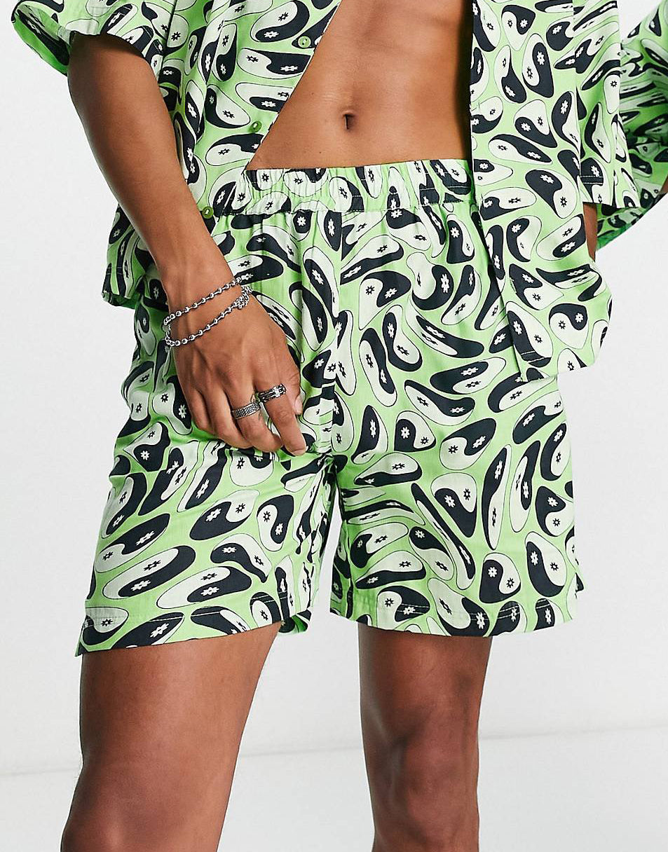 Unisex Yin Yang Print Beach Short Co Ord In Green