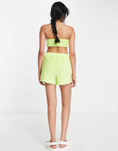 Load image into Gallery viewer, Towelling Shorts In Lime
