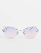 Load image into Gallery viewer, Women&#39;s Butterfly Sunglasses With Diamante
